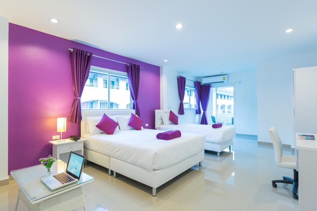 Deluxe Family Room