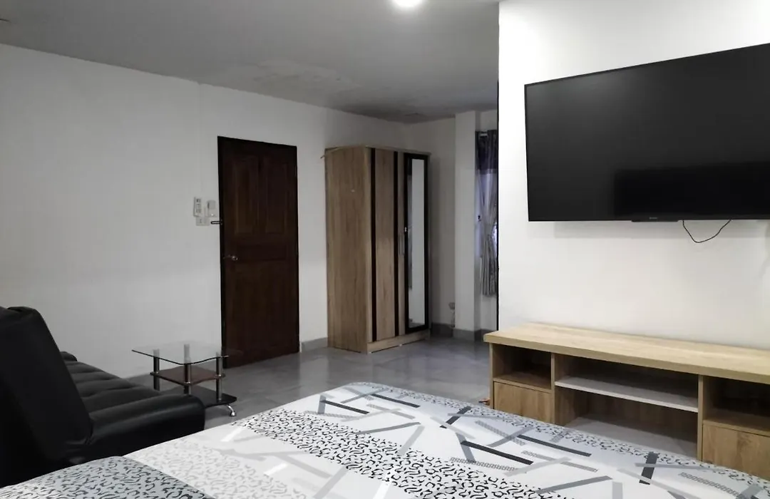 Frederick Guesthouse-1