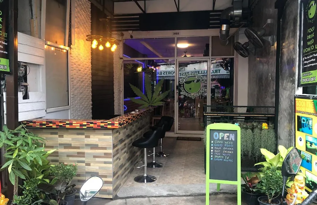 Bonkers Guesthouse-1