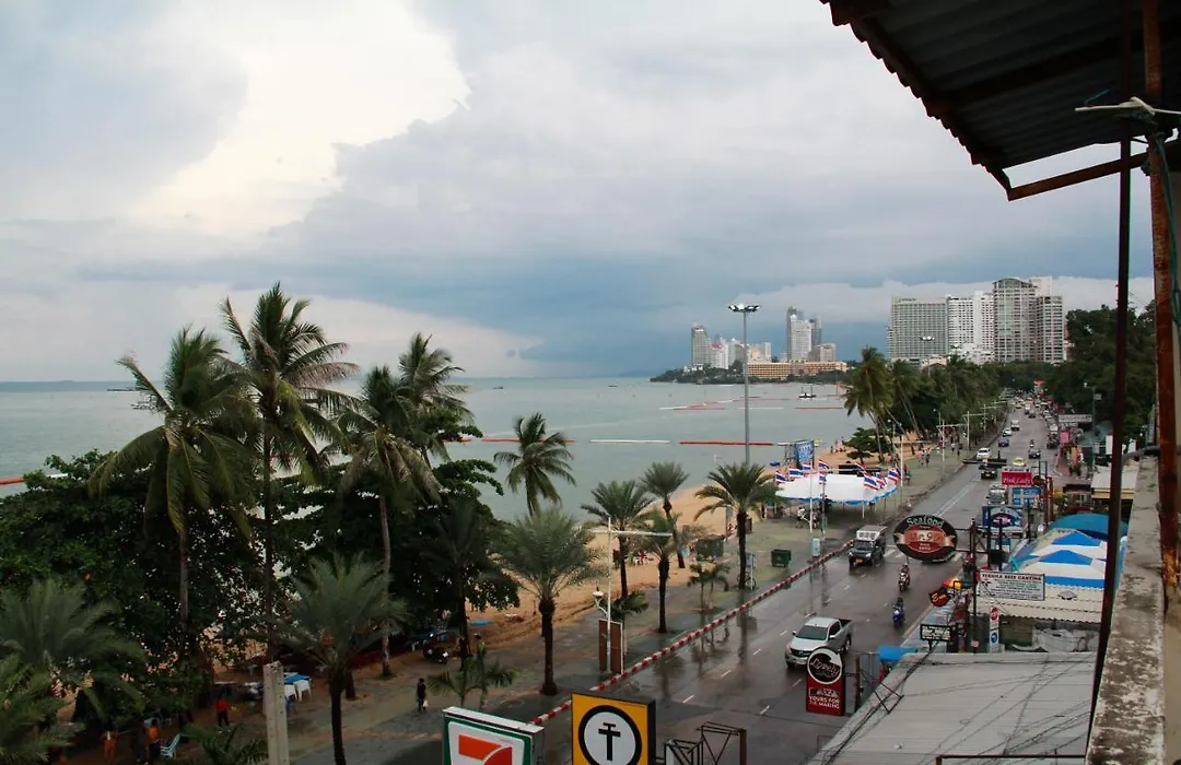 The Pattaya Inn-1
