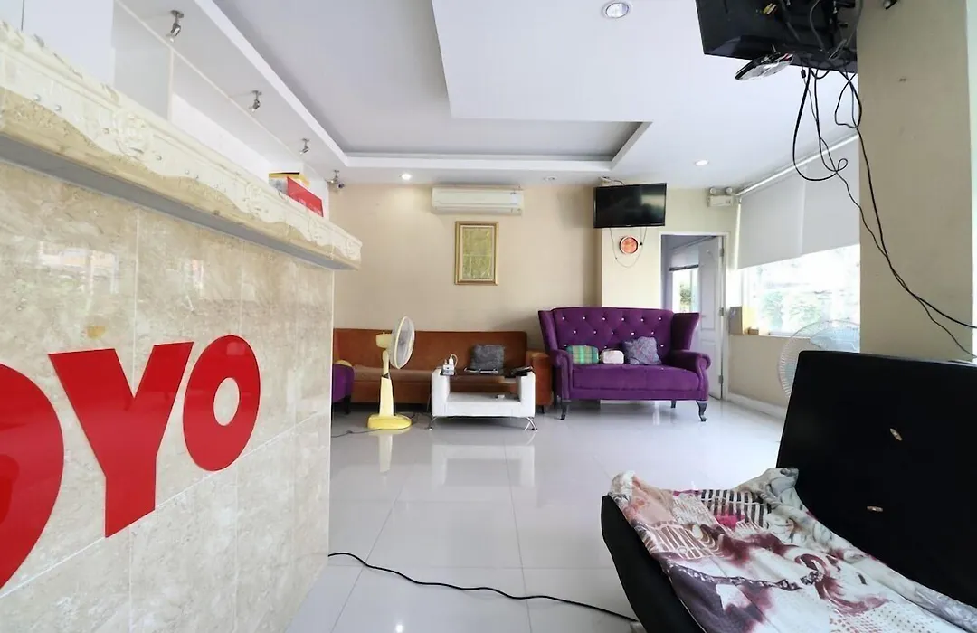 Oyo 75389 Pandora House-1