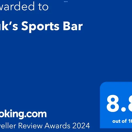 Tuk'S Sports Bar-2